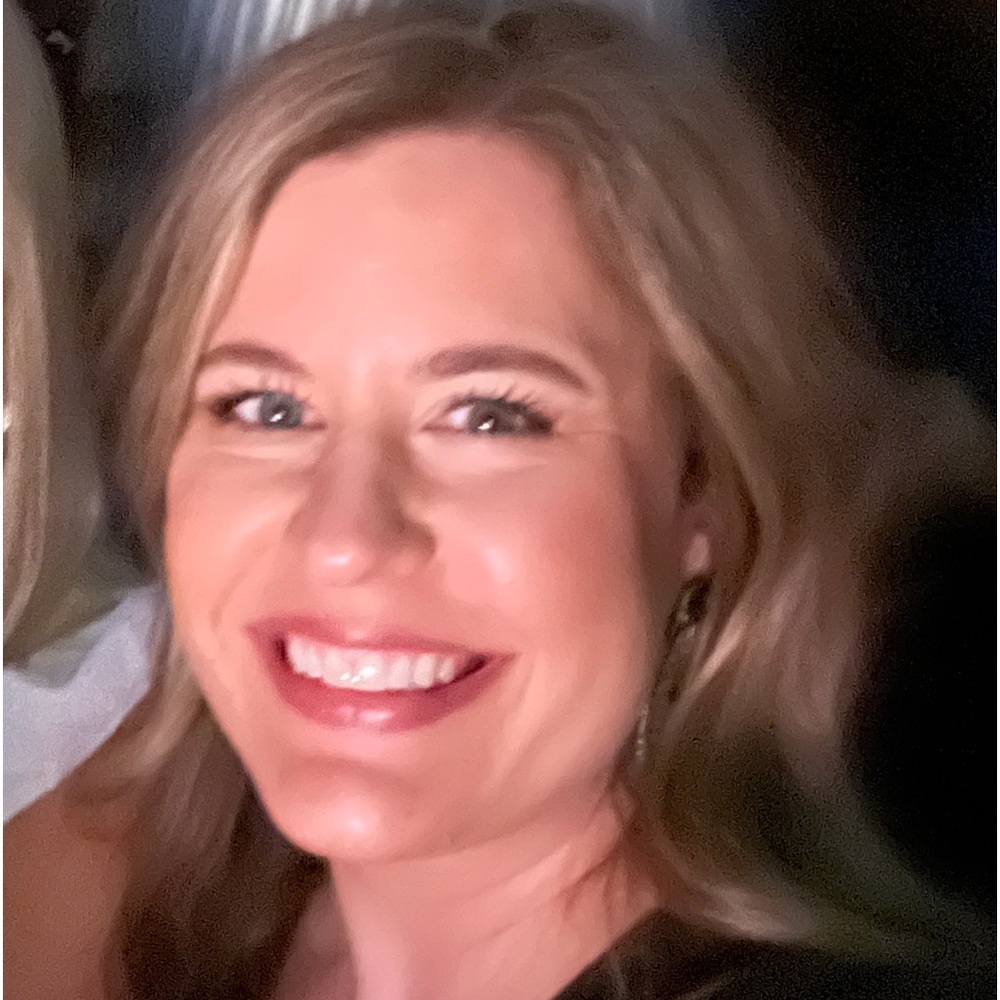 Meet your Posher, Leeann